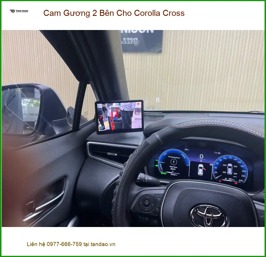 Anh Quang lắp cam gương 2 bên cho Corolla Cross tại Quận 12 tránh va chạm ảnh thực tế 2