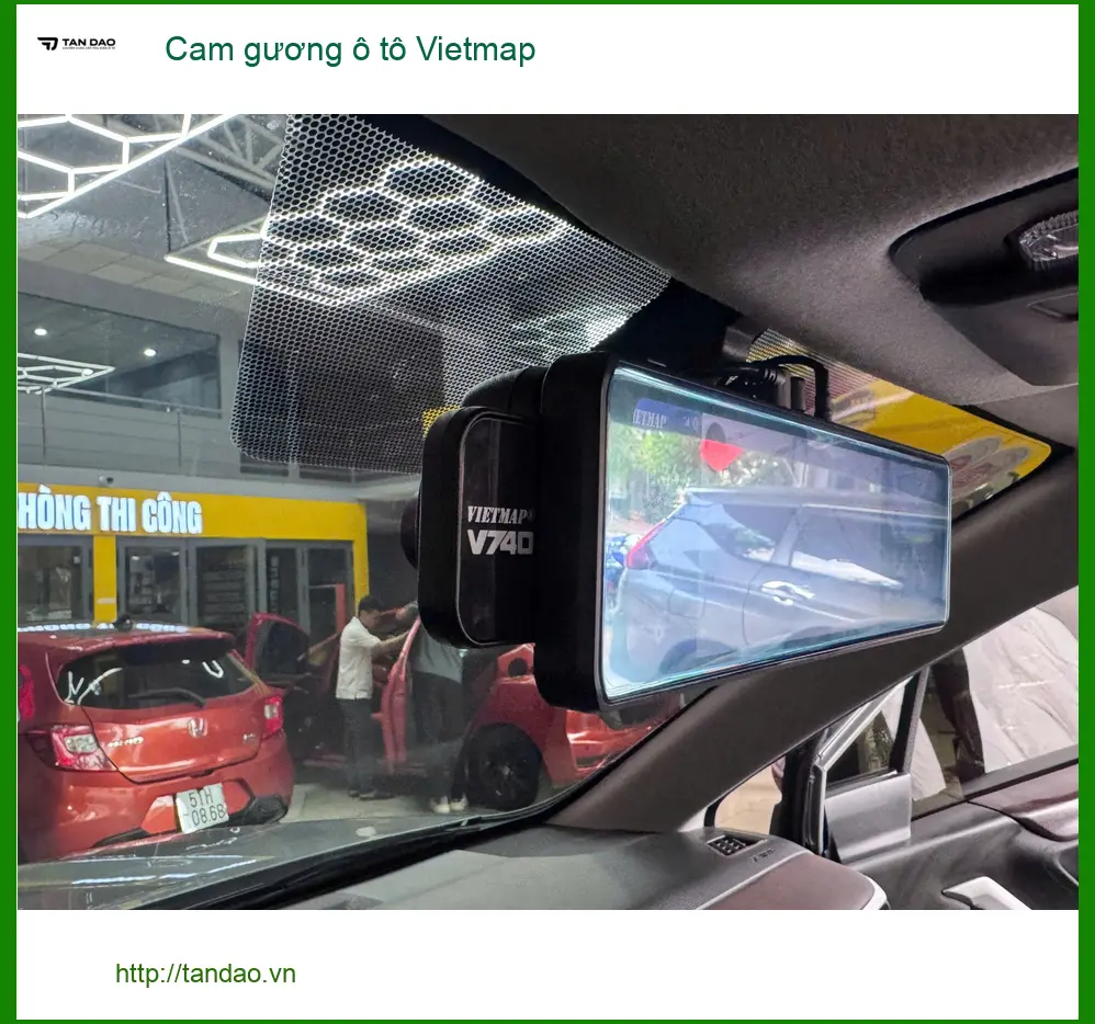 Chị Thùy lắp Cam gương ô tô Vietmap cho Honda CRV tại Hóc Môn để an tâm lái xe ảnh thực tế 3