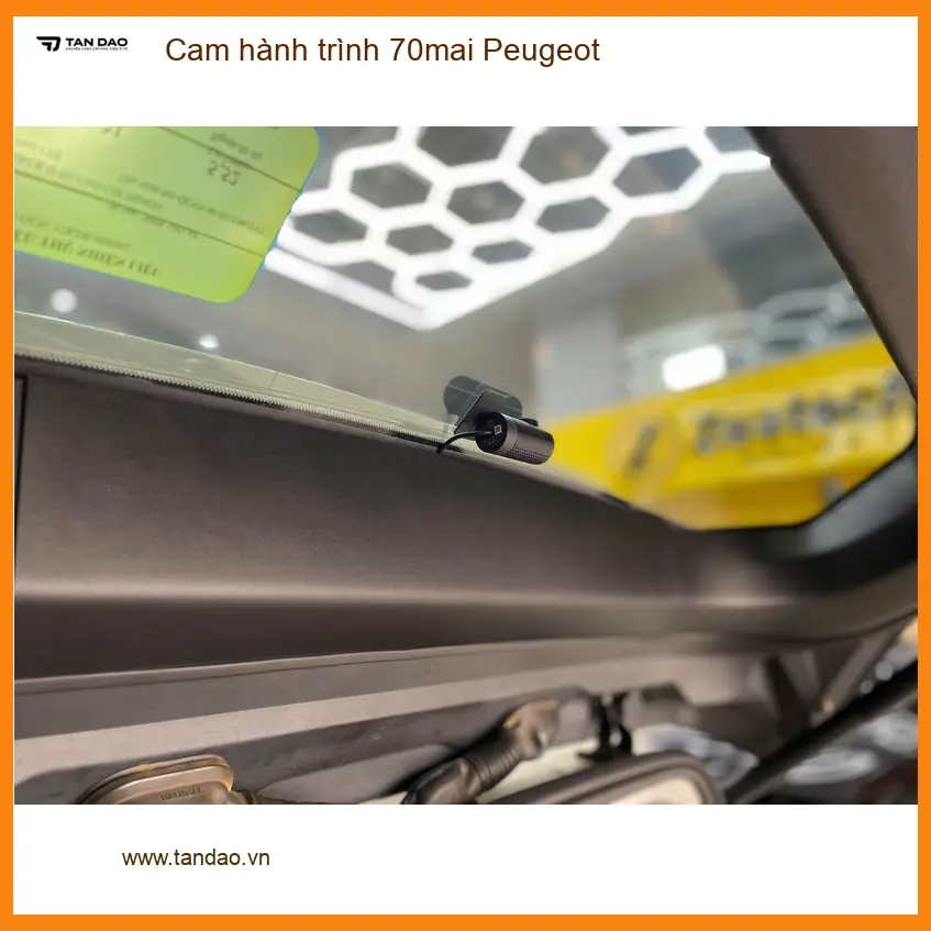 Anh Dũng lắp cam hành trình 70mai Peugeot 2008 tại Phú Nhuận ghi hình rõ nét ảnh thực tế 4