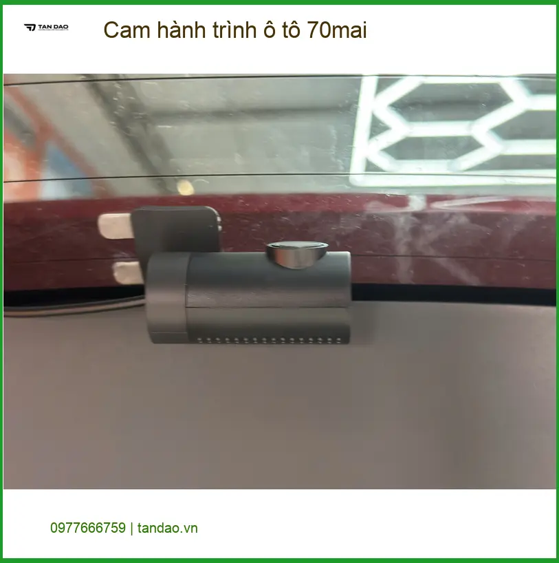 Chị Mai lắp cam hành trình 70mai Honda HR-V Thủ Đức quan sát đường. ảnh thực tế 3