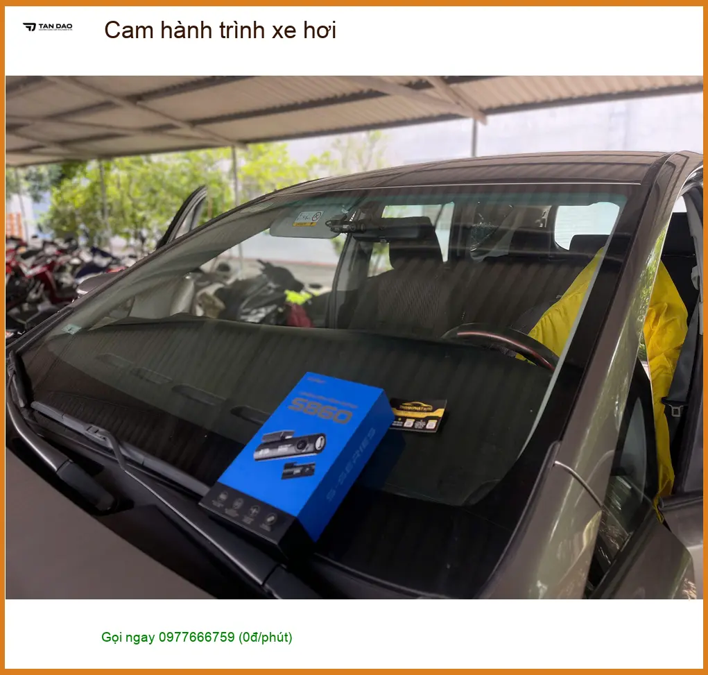 Anh Bách lắp cam hành trình xe hơi Toyota Corolla Cross tại Gò Vấp ảnh thực tế 3