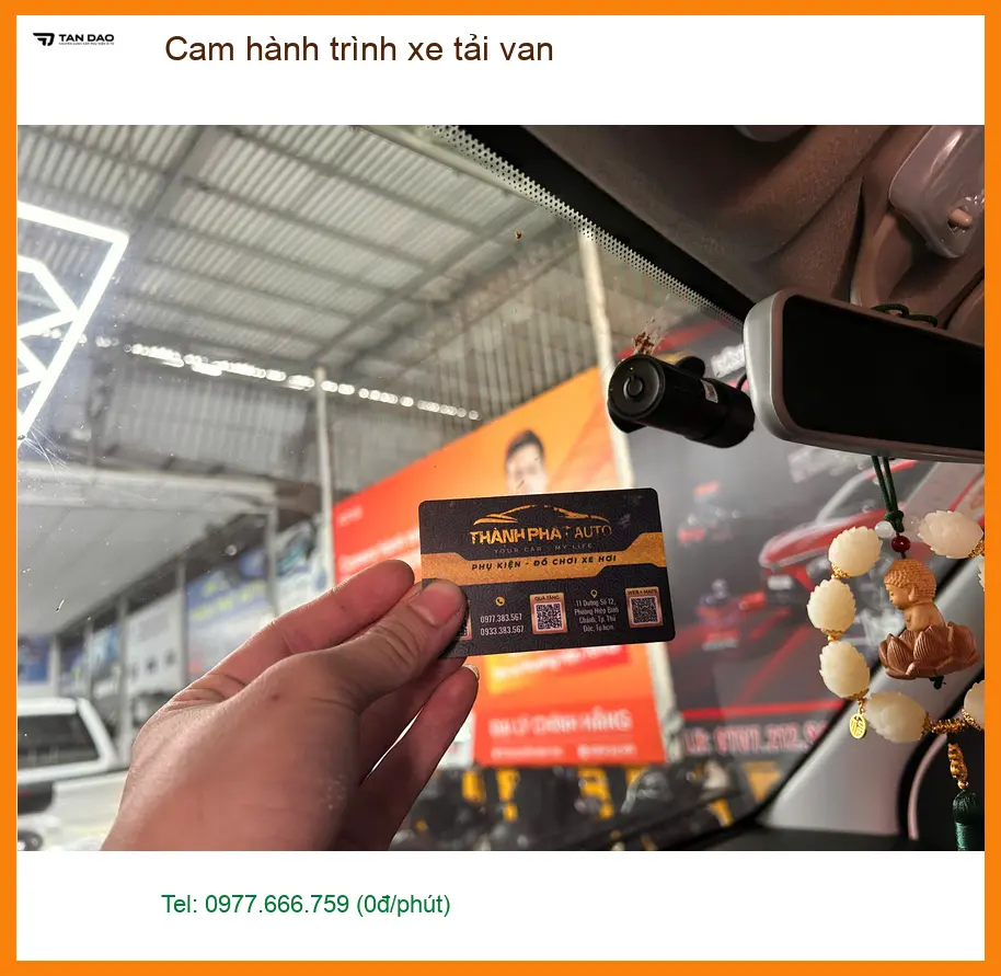 Anh Dũng lắp cam hành trình Transit tại Gò Vấp giám sát hàng hóa. ảnh thực tế 3
