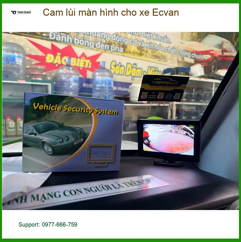 Anh Long lắp cam lùi màn hình Ecvan ở Gò Vấp, dễ dàng đậu xe ảnh thực tế 3