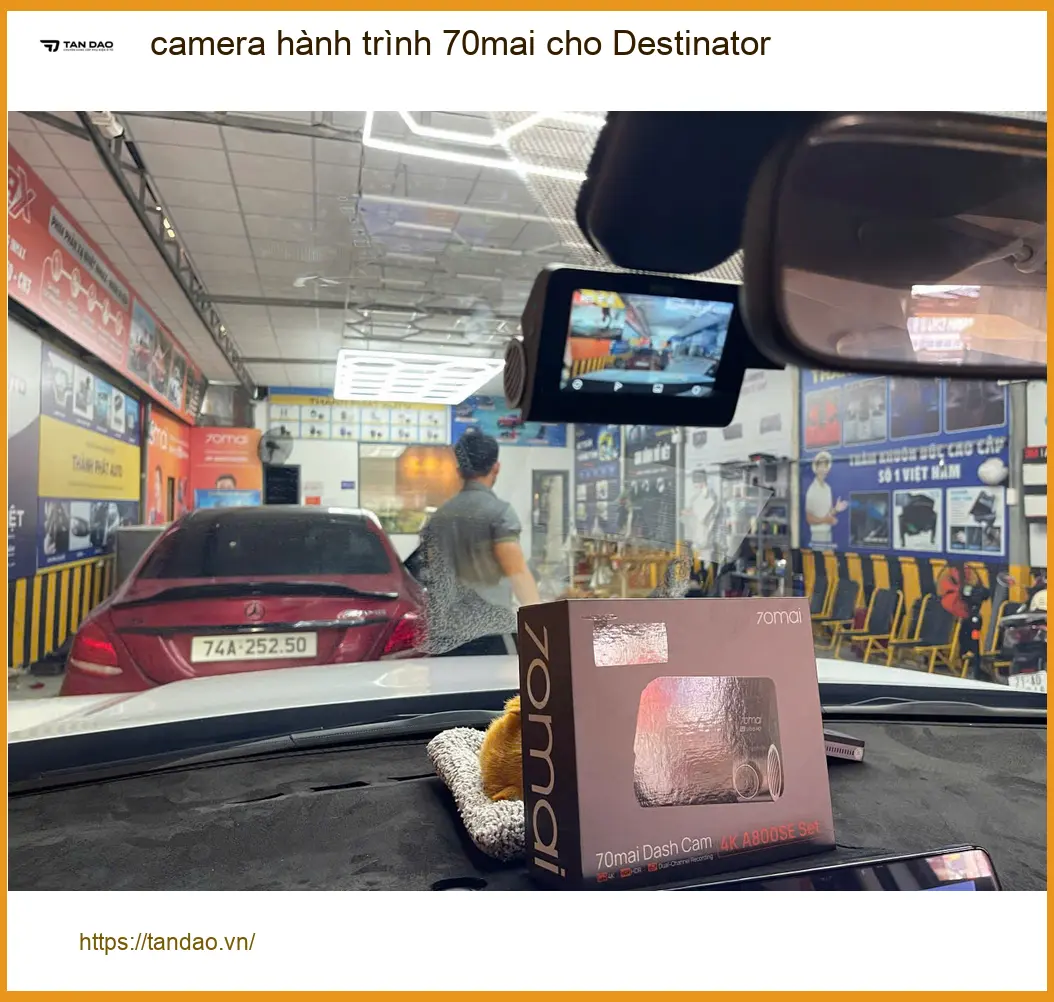 Anh Minh lắp camera hành trình 70mai cho Honda CR-V tại Quận 2
