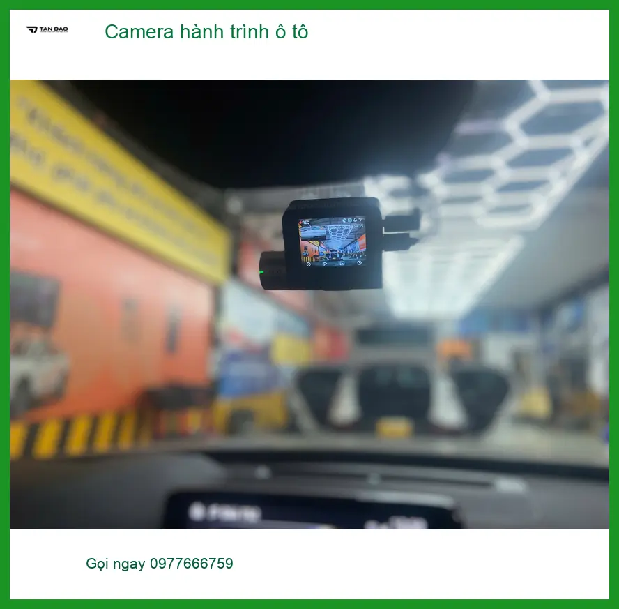 Anh Tuấn lắp camera hành trình ô tô cho Hyundai Creta ở Quận 12