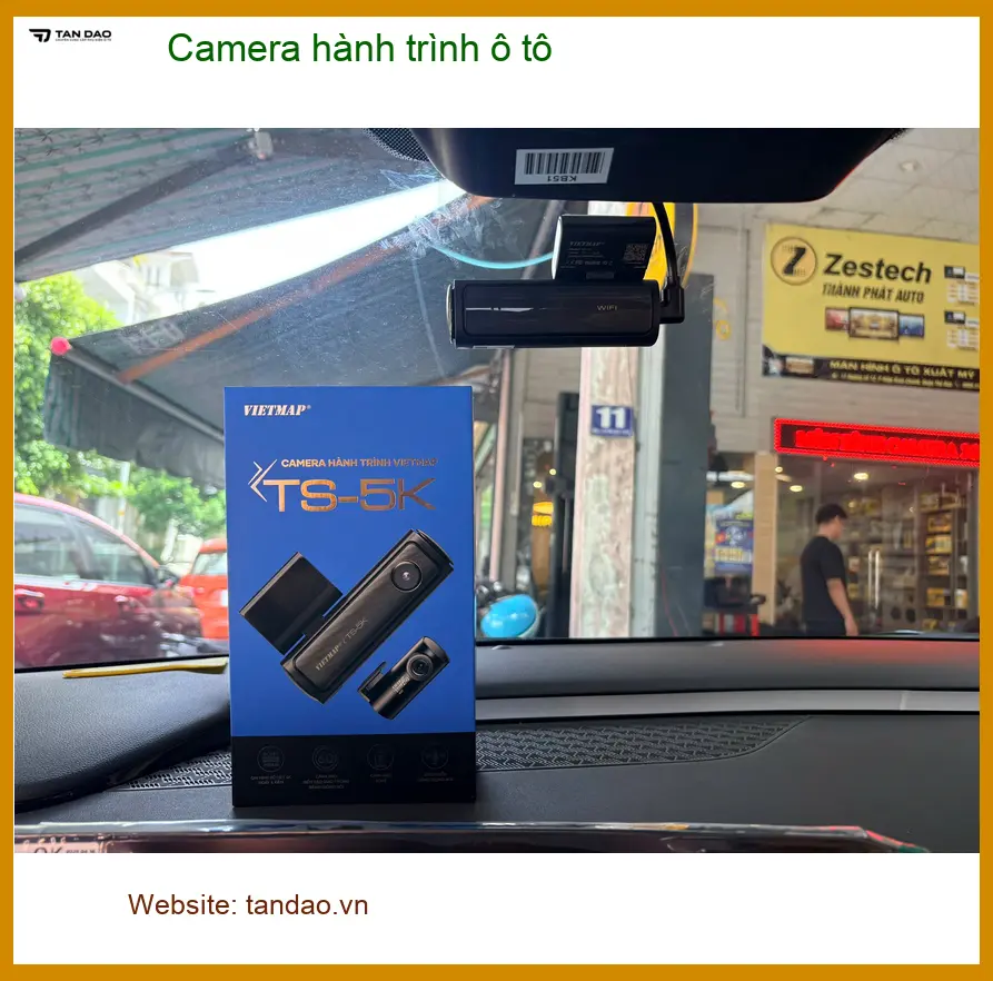 Anh Tấn lắp Camera hành trình ô tô Hyundai Accent tại Củ Chi để an tâm hơn