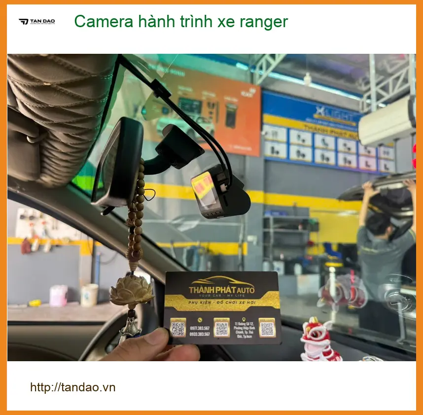 Chú Vỹ lắp camera hành trình Ford Ranger tại Củ Chi để ghi lại hành trình an toàn ảnh thực tế 4