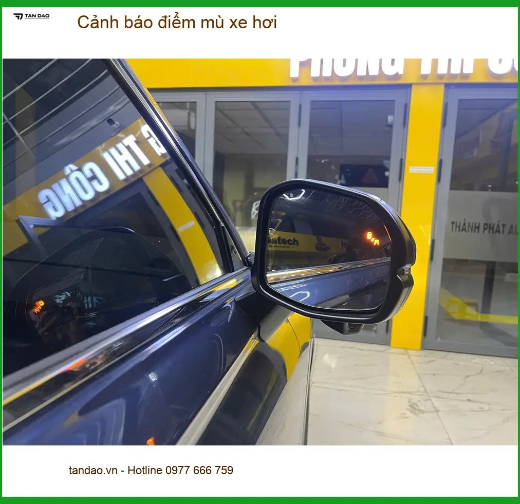 Anh Quang lắp cảnh báo điểm mù Ford Everest tại Quận 12 để an toàn khi di chuyển trên cao tốc ảnh thực tế 3