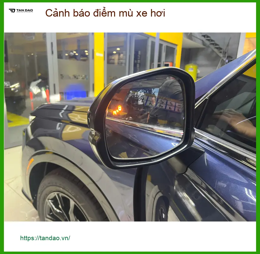 Chị Thanh lắp cảnh báo điểm mù cho Hyundai Creta tại Thủ Đức an tâm khi chuyển làn ảnh thực tế 5