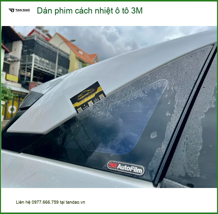 Chị Hương Giang dán phim cách nhiệt ô tô 3M cho Hyundai Accent Quận 5 chống nóng mùa hè ảnh thực tế 4