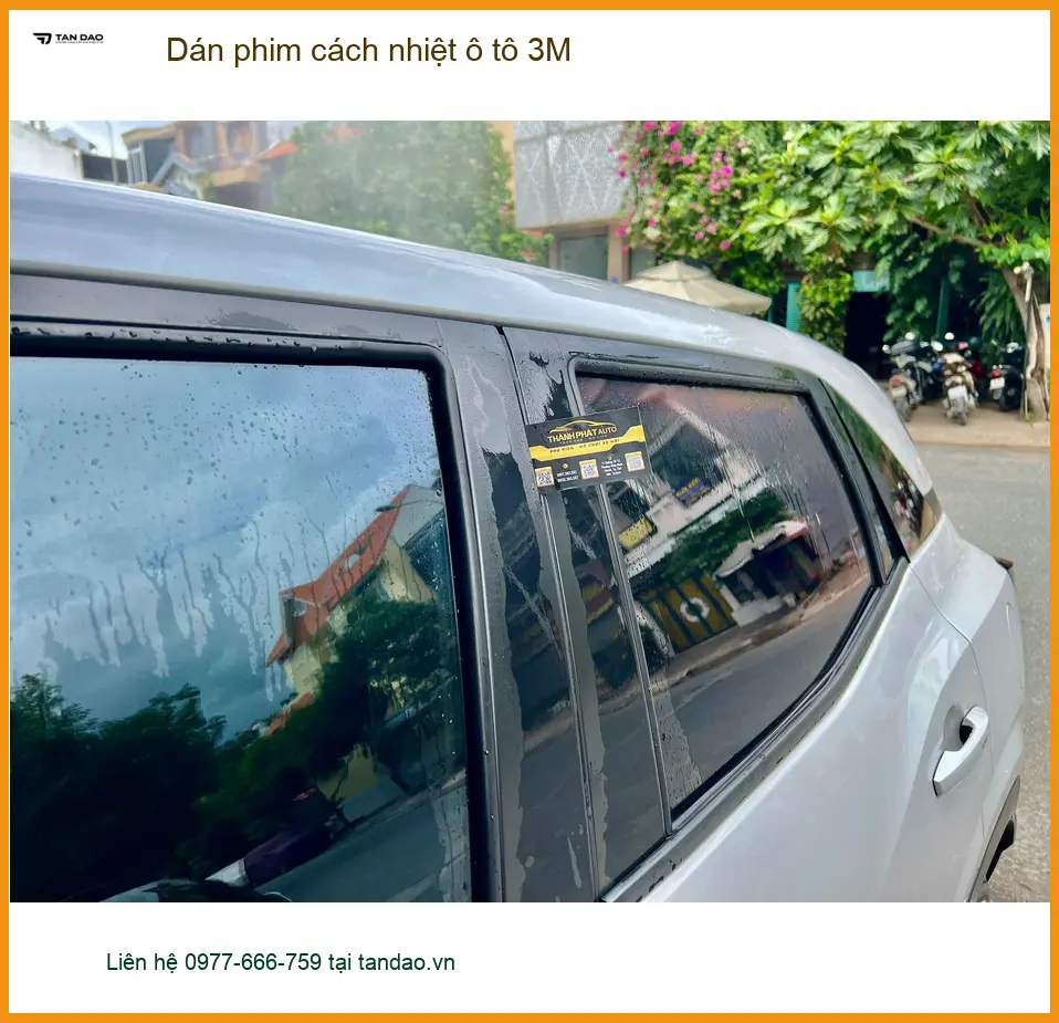Chị Thảo dán phim cách nhiệt ô tô 3M cho Hyundai Creta tại Quận 1 để chống nóng gay gắt ảnh thực tế 2