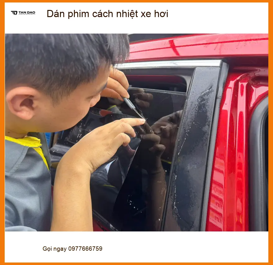 Anh Minh Khoa dán phim cách nhiệt xe Kia K3 tại Quận Tân Phú để chống nóng ảnh thực tế 2