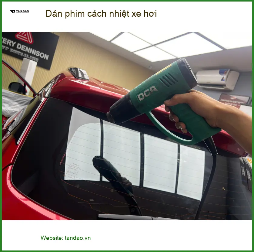 Anh Khải dán phim cách nhiệt xe hơi Honda HR-V tại Quận 2 để chống nóng ảnh thực tế 4