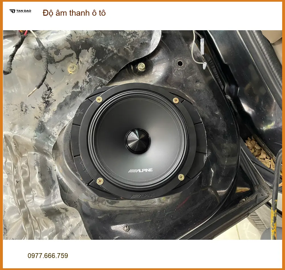 Anh Quang độ âm thanh ô tô Hyundai Accent tại Quận 3 để cải thiện chất lượng