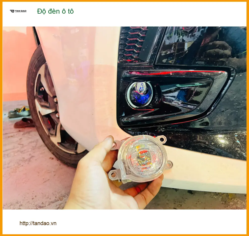Anh Hưng độ đèn ô tô cho Toyota Camry vì đèn zin quá yếu khi đi đêm ở Củ Chi ảnh thực tế 4