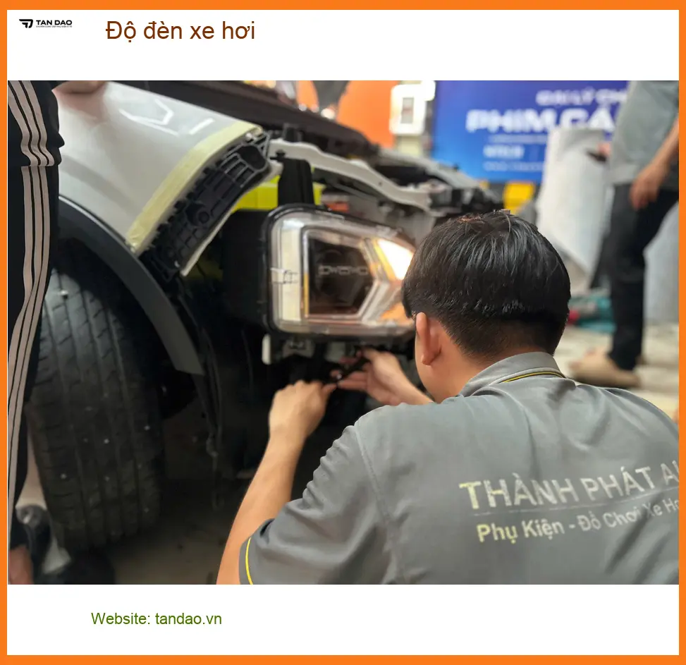 Chị Mai Anh độ đèn xe hơi Honda HR-V ở Cần Giờ vì đèn zin quá yếu ảnh thực tế 2