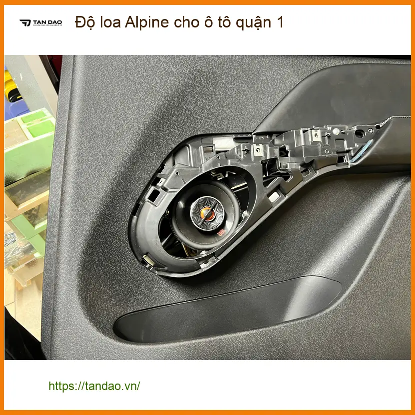 Trung Tâm Độ Loa Ô Tô loa Alpine cho ô tô quận 1 - Lắp Đặt Uy Tín TPHCM ảnh thực tế 2