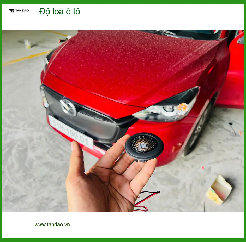 Chú Đức độ loa ô tô cho Honda CRV tại Quận Phú Nhuận vì âm thanh zin không đủ hay ảnh thực tế 4