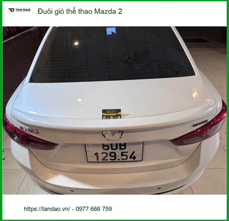Anh Long lắp đuôi gió thể thao Mazda 2 tại Quận Tân Phú cho xe thêm cá tính. ảnh thực tế 3