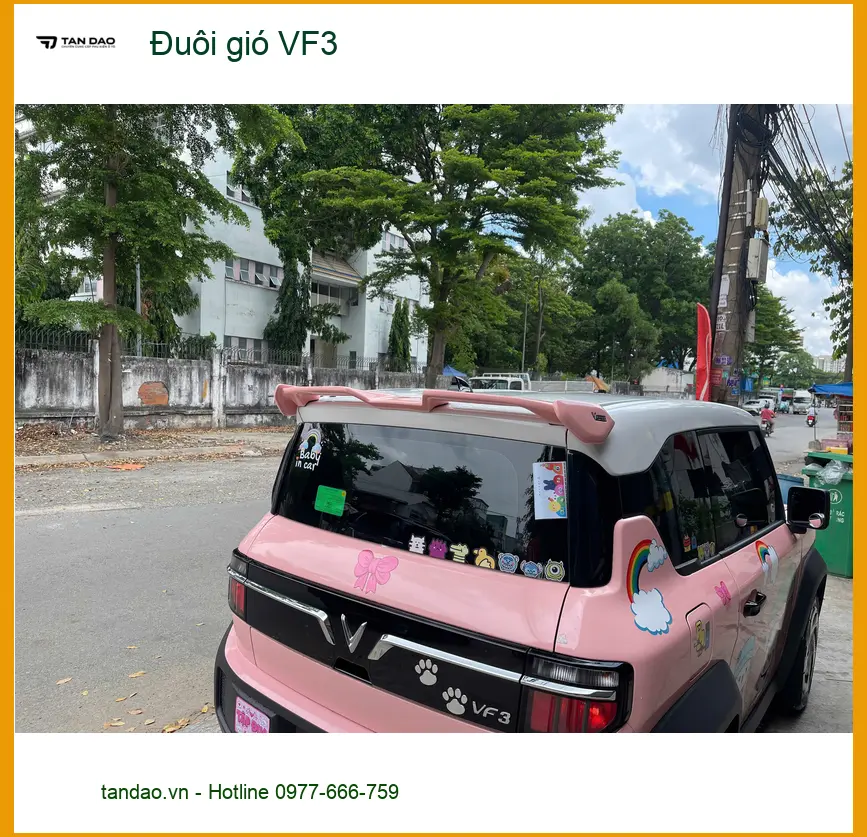 Anh Minh lắp đuôi gió thể thao cho VinFast VF3 tại Quận 12 để tăng tính thẩm mỹ cho xe ảnh thực tế 2