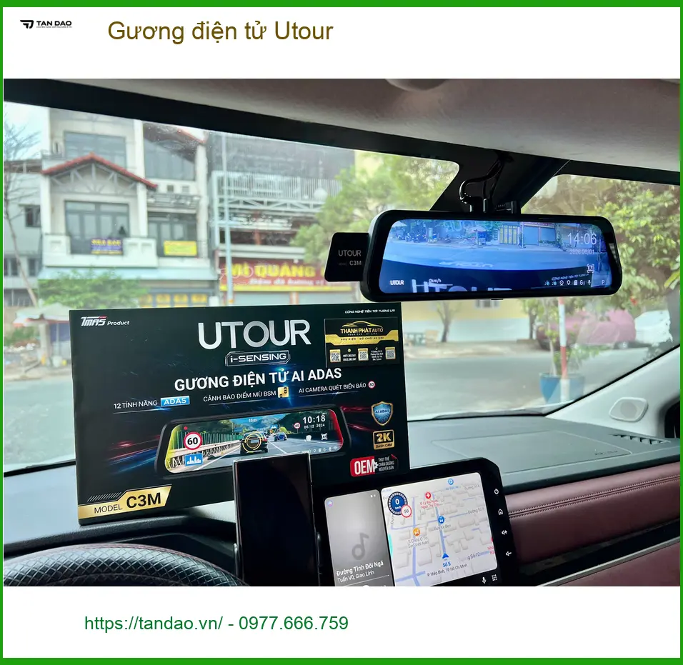 Anh Thắng lắp gương điện tử Utour cho Mazda CX-5 ở Quận 2 để tăng tầm nhìn