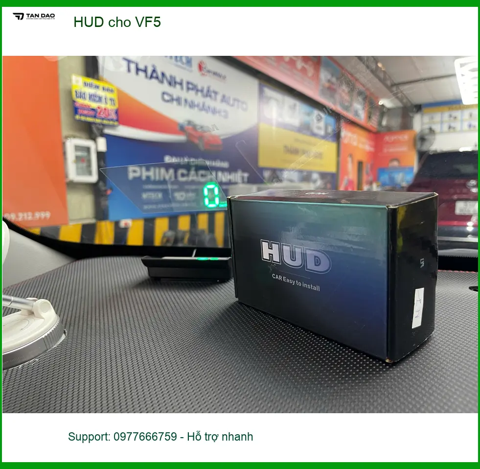 Anh Khang lắp HUD cho VinFast VF5 tại Quận 5 để dễ dàng theo dõi tốc độ và bản đồ