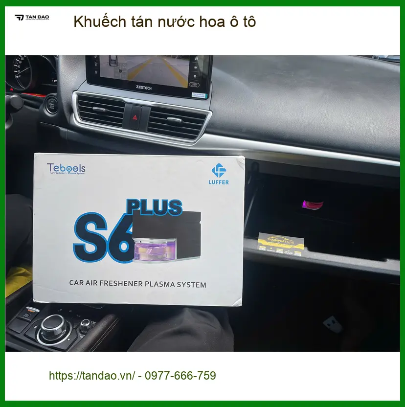 Anh Thắng lắp khuếch tán nước hoa ô tô Kia K3 tại Quận 5 khử mùi hôi ảnh thực tế 4