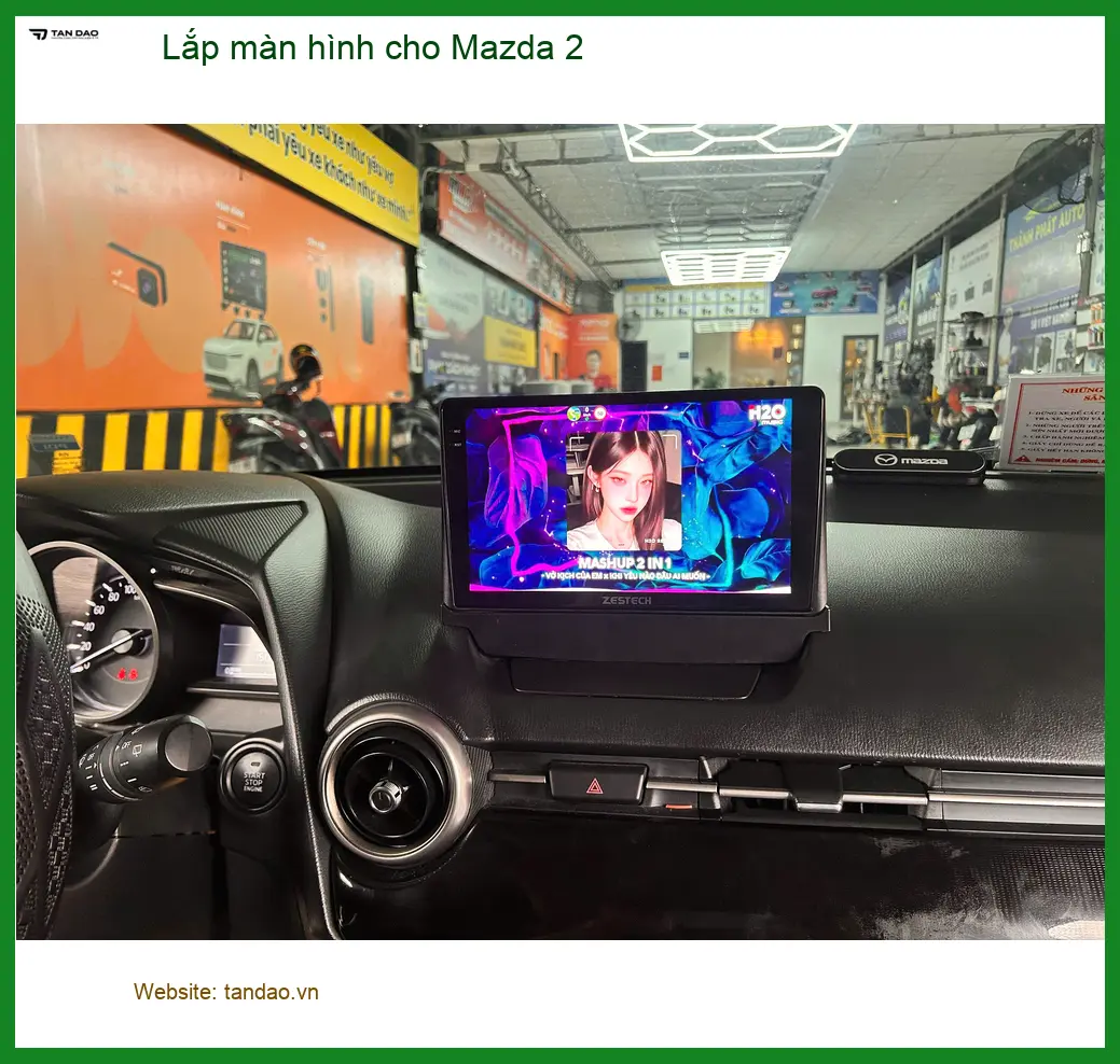 Anh Kiên lắp màn hình Mazda 2 tại Quận 4 để nâng cấp tiện ích ảnh thực tế 2
