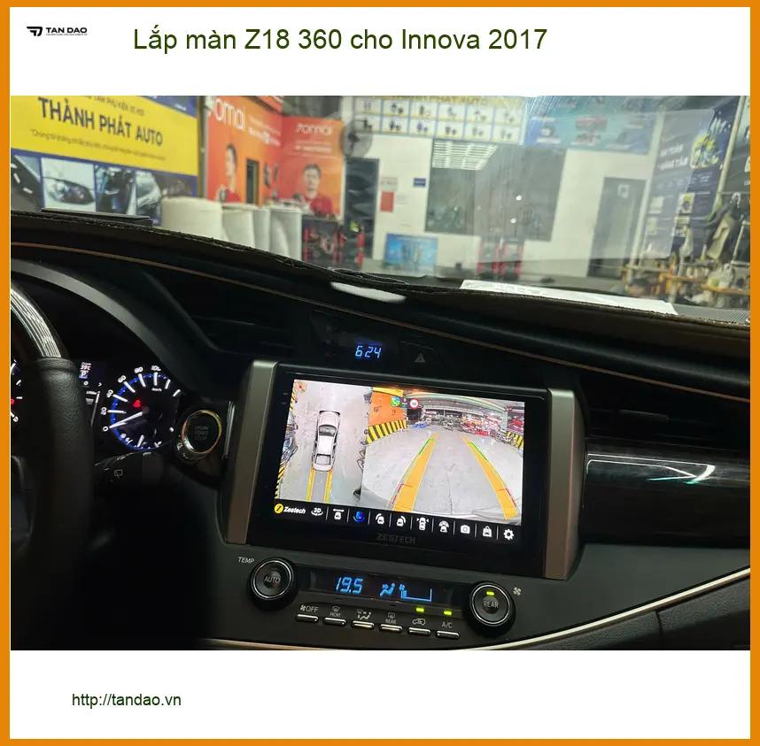 Anh Kiên lắp màn hình Z18 360 cho Innova 2017 tại Quận 10 vì hay đi đường đông