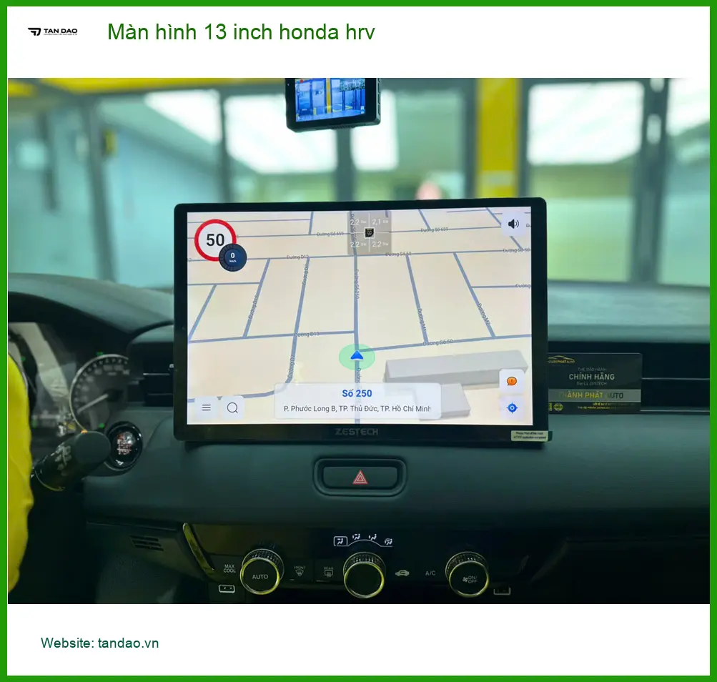 Chị Thảo lắp màn hình 13 inch Honda HR-V tại Nhà Bè vì màn zin quá nhỏ ảnh thực tế 3