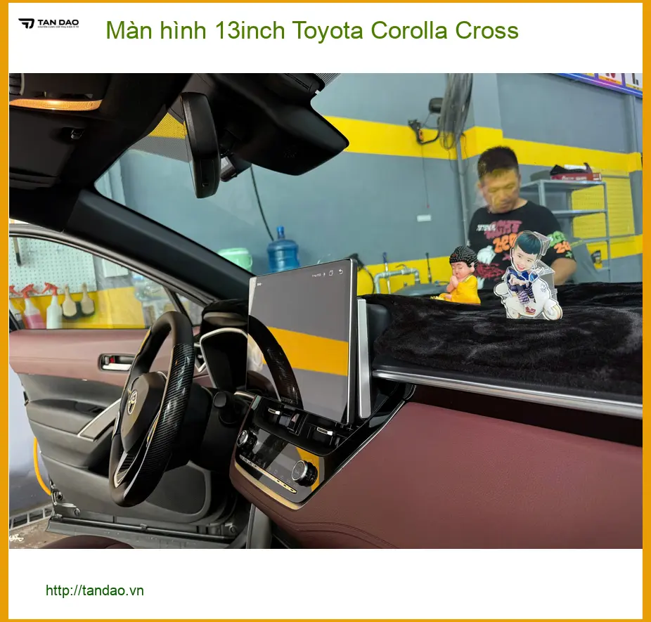 Anh Quang lắp màn hình 13inch Toyota Corolla Cross Quận 12 để trải nghiệm giải trí. ảnh thực tế 4