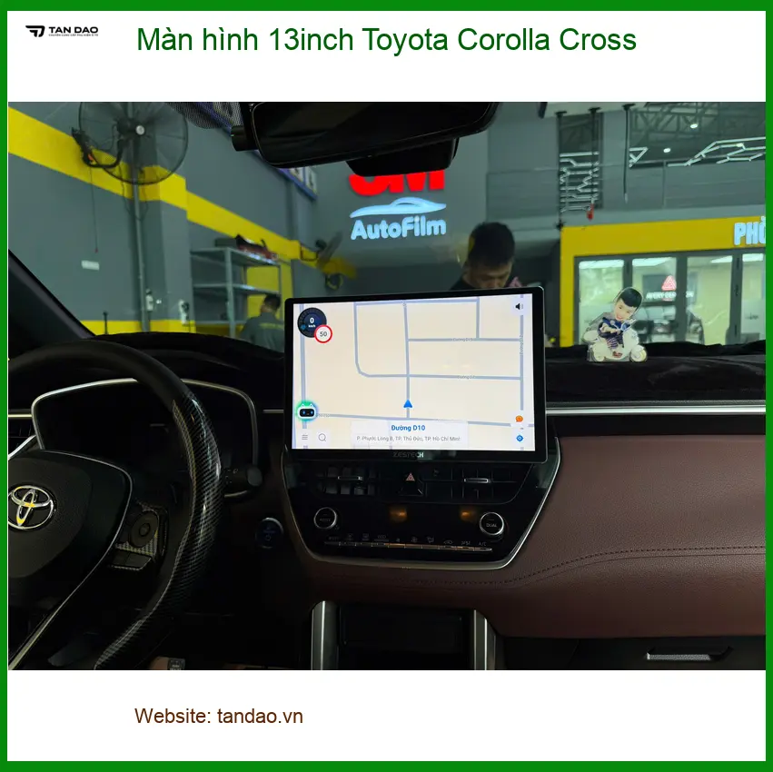 Chú Tài lắp màn hình 13inch Toyota Corolla Cross tại Hóc Môn vì màn zin quá nhỏ ảnh thực tế 3