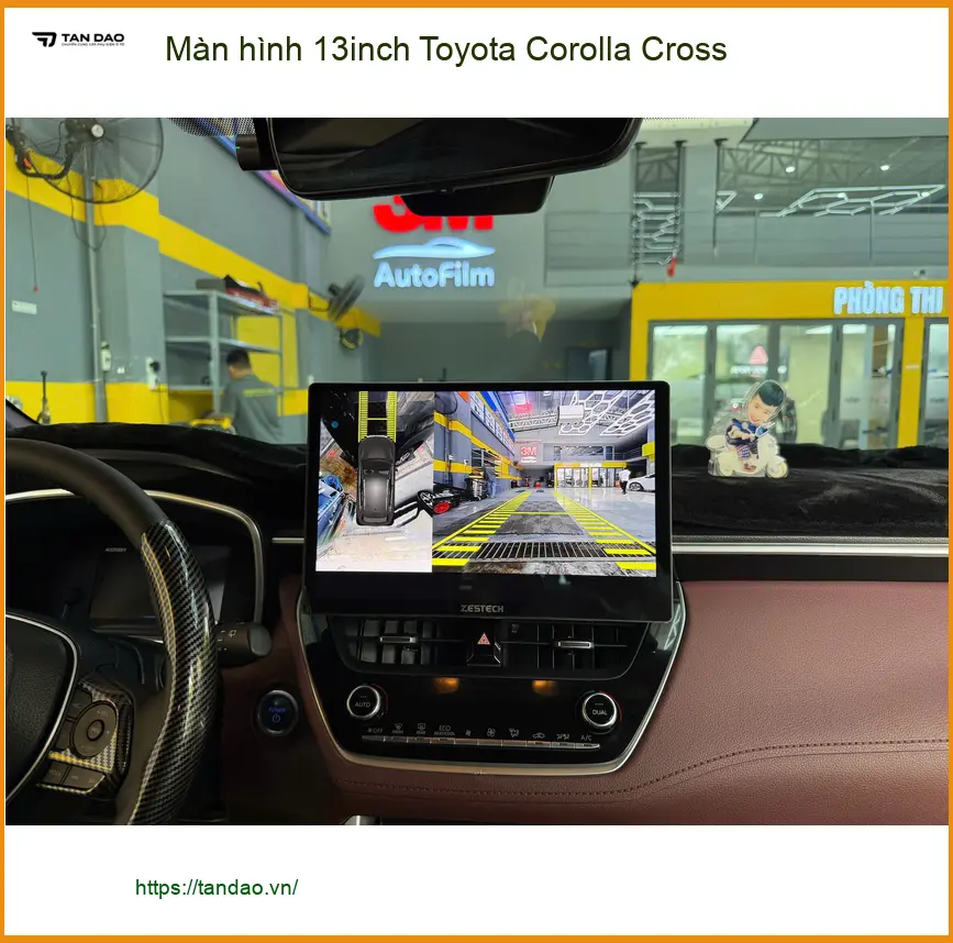 Anh Khải lắp màn hình 13inch Toyota Corolla Cross tại Quận 9 vì màn hình cũ chậm ảnh thực tế 2
