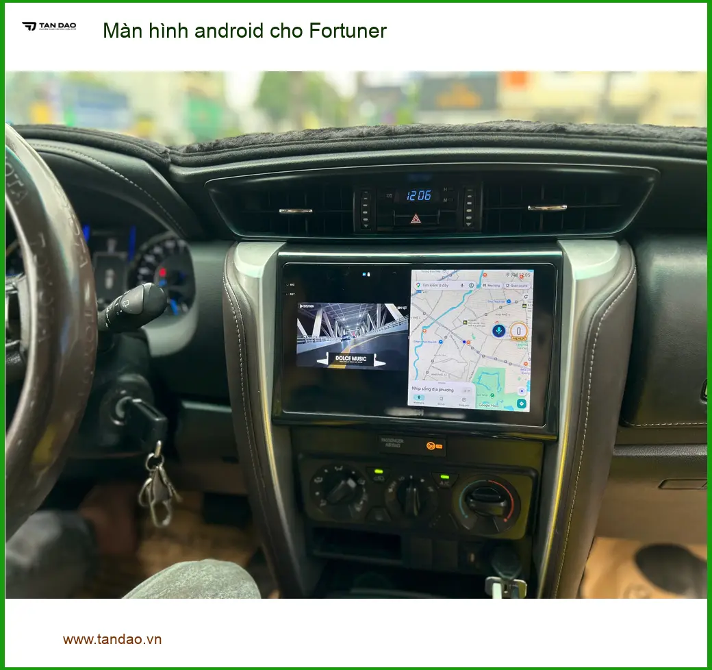 Chú Phát lắp màn hình Android Zestech cho Fortuner tại Quận 2 để tiện xem bản đồ và giải trí ảnh thực tế 3
