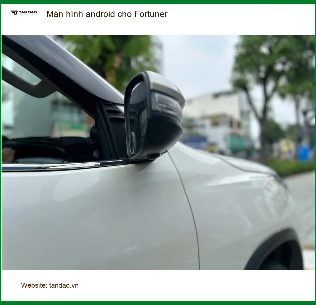 Anh Cường nâng cấp màn hình Android Fortuner tại Quận Bình Tân vì màn zin cũ ảnh thực tế 2