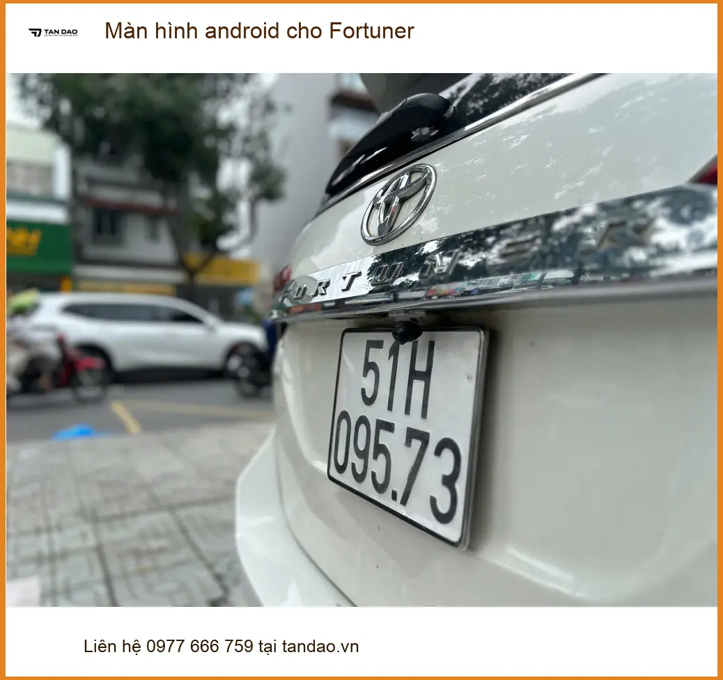 Anh Tùng lắp màn hình Android cao cấp cho Fortuner tại Quận 11 ảnh thực tế 2