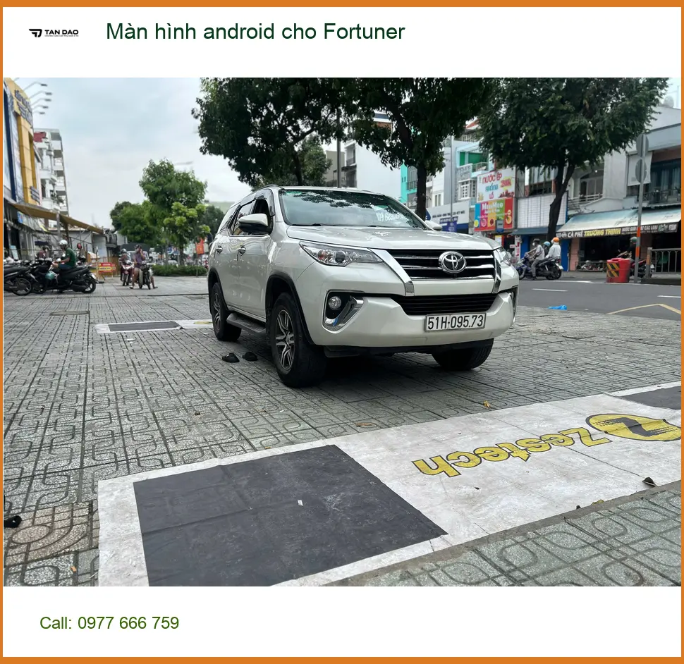 Anh Tùng lắp màn hình Android cao cấp cho Fortuner tại Quận 11 ảnh thực tế 5