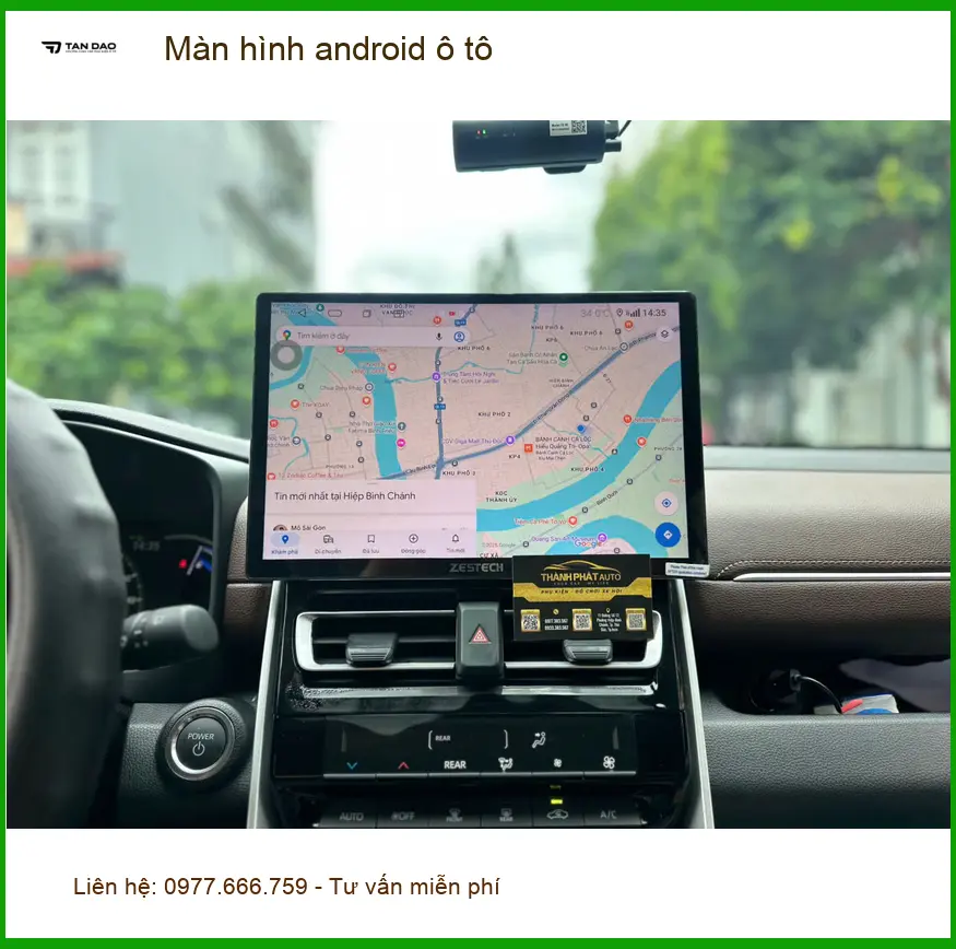 Chị Trâm lắp màn hình android ô tô tại Quận 2 cho Toyota Corolla Cross