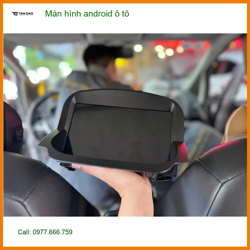 Chị Thanh lắp màn hình Android ô tô Hyundai Santa Fe tại Quận 7 với giá tốt ảnh thực tế 4