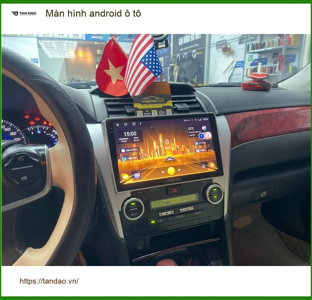 Chị Hằng lắp màn hình Android ô tô cho Kia K3 tại Quận Tân Phú để trải nghiệm công nghệ mới