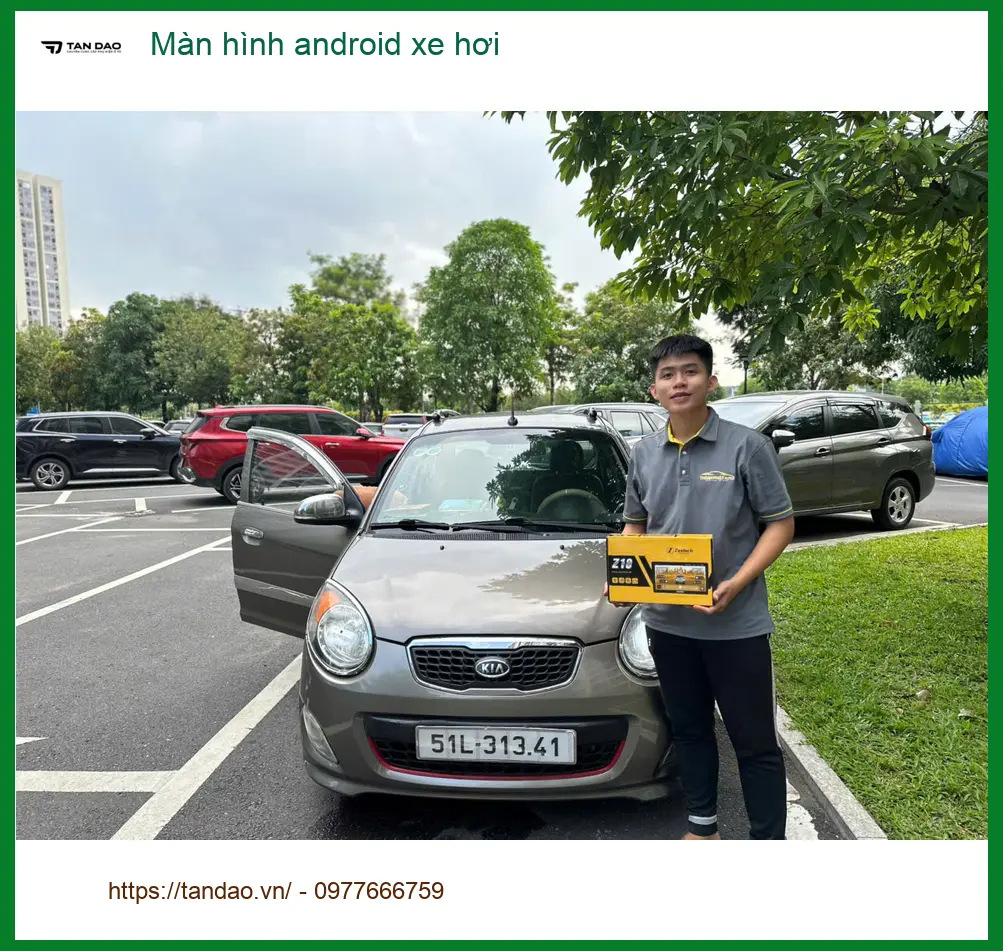 Anh Đạt lắp màn hình Android xe hơi Hyundai Accent tại Hóc Môn vì màn zin quá cũ