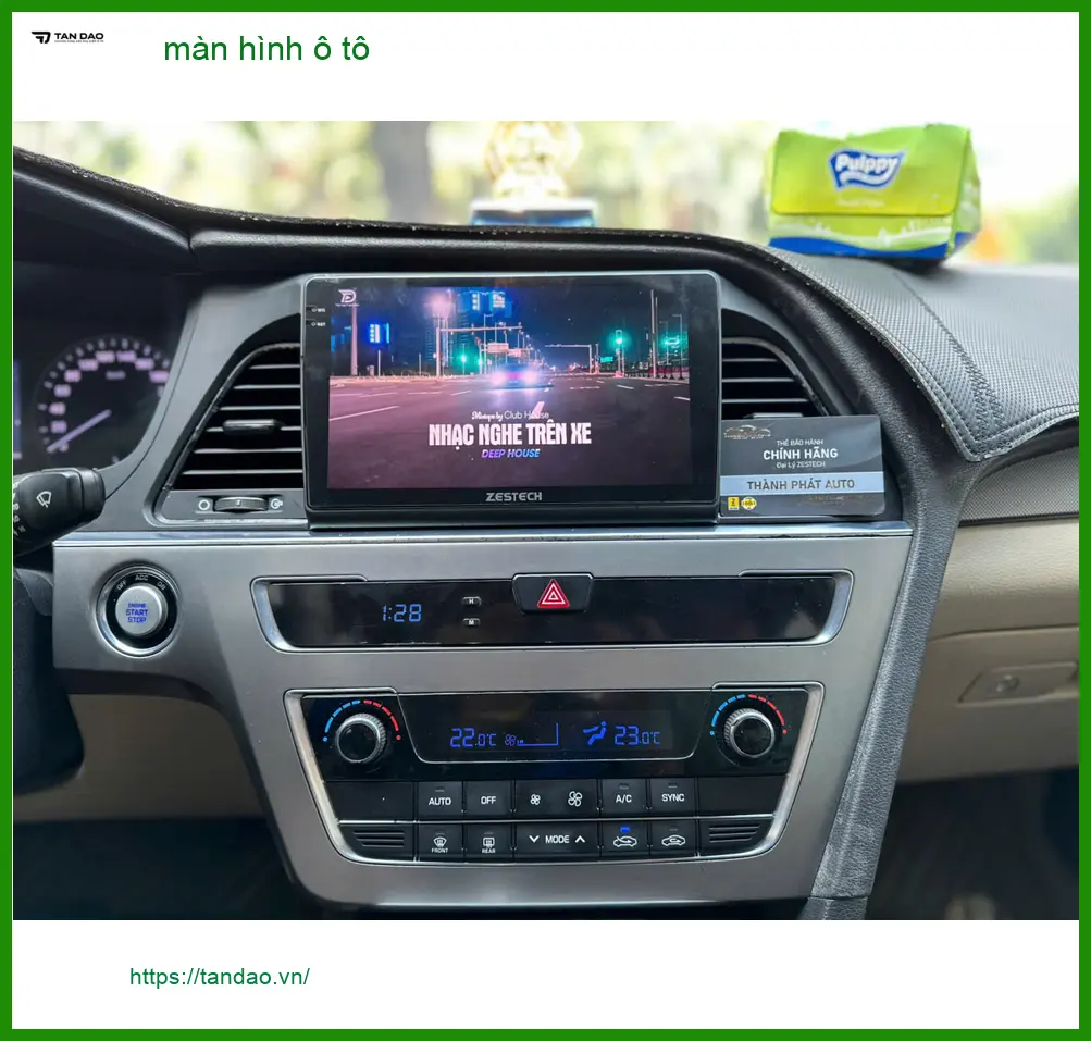Anh Quốc Huy lắp màn hình ô tô Toyota Vios tại Hóc Môn vì màn zin cũ ảnh thực tế 4