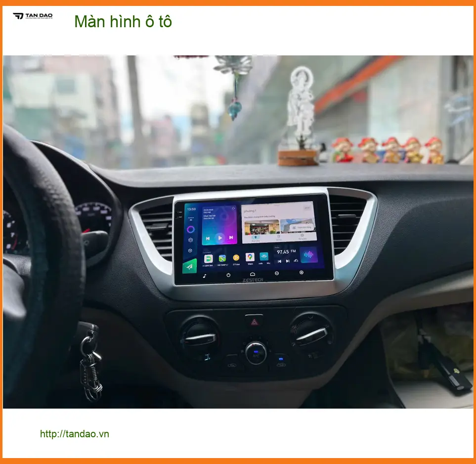 Anh Khải lắp màn hình ô tô cho Hyundai Accent ở Quận 4, tiện lợi dẫn đường