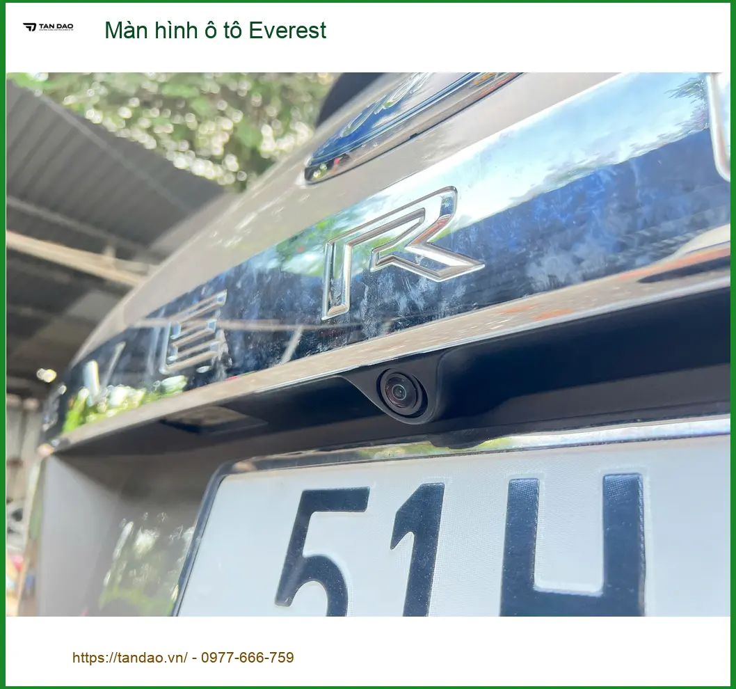 Anh Quang nâng cấp màn hình ô tô Everest tại Bình Chánh để trải nghiệm giải trí tốt hơn ảnh thực tế 4