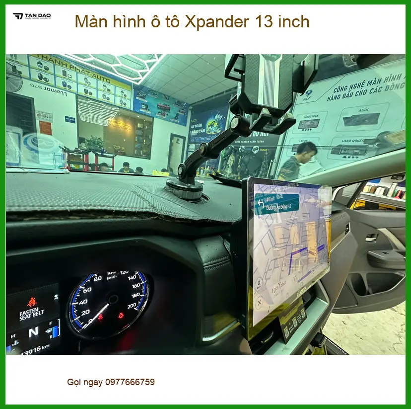 Chị Mai Anh nâng cấp màn hình ô tô Xpander 13 inch Quận Thủ Đức vì màn zin quá nhỏ ảnh thực tế 3