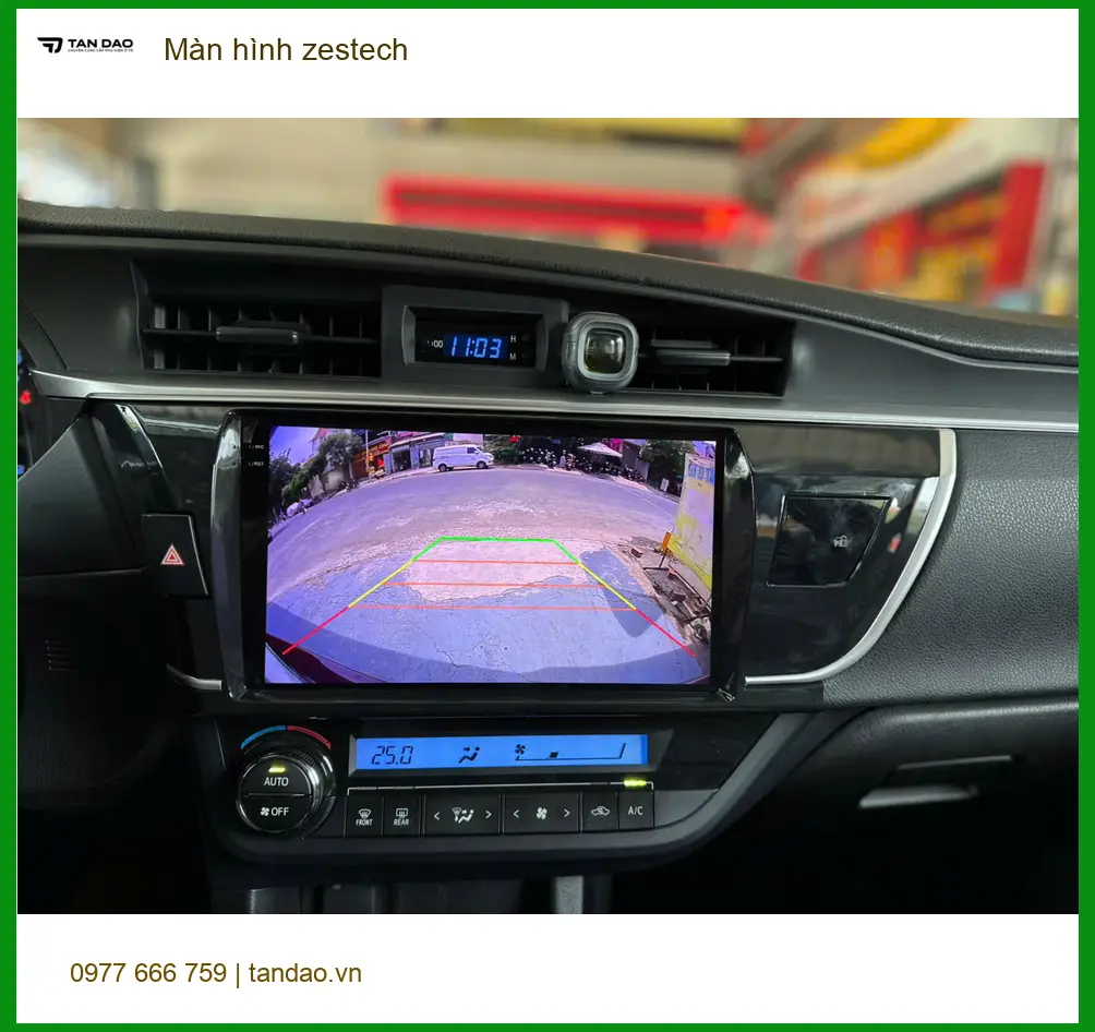 Cô Hà lắp màn hình Zestech cho Toyota Veloz tại Quận 9 để xem phim nghe nhạc ảnh thực tế 2