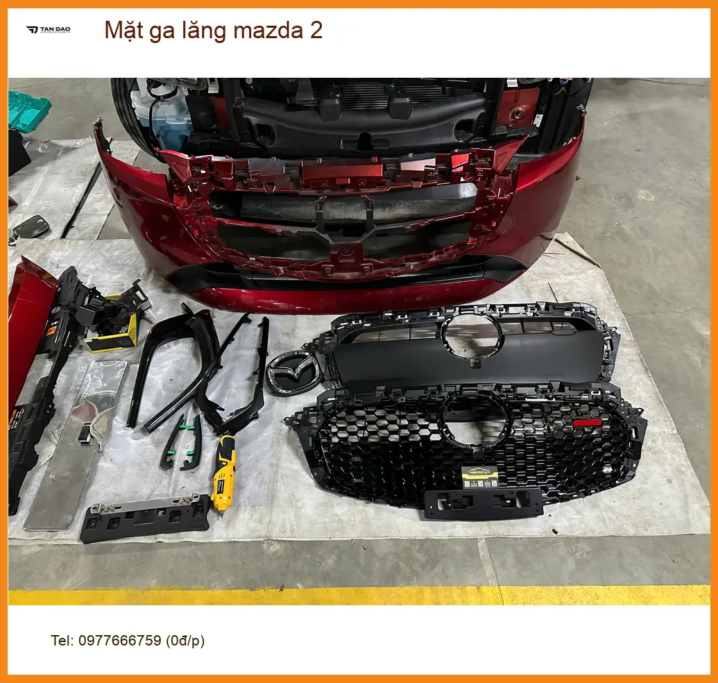 Chú Phước độ Mặt ga lăng Mazda 2 tại Quận 5 vì ga lăng cũ bị bạc màu