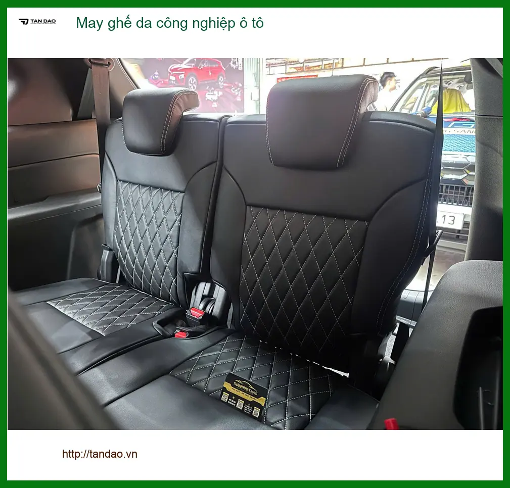 Anh Huy may ghế da công nghiệp ô tô Hyundai Creta tại Quận 9 để xe sang trọng hơn ảnh thực tế 4