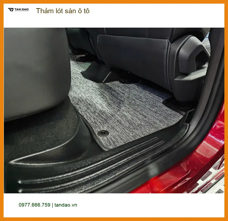 Chị Minh Thư thay thảm lót sàn ô tô Hyundai Santa Fe tại Thủ Đức cho xe mới ảnh thực tế 2