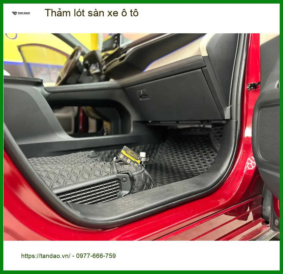 Anh Mạnh thay thảm lót sàn xe ô tô Hyundai Accent uy tín tại Quận Huyện Nhà Bè ảnh thực tế 3